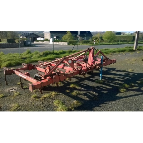 Cultivateur KVERNELAND CLB